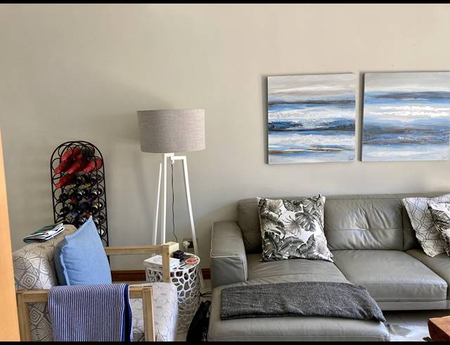 2 BEDROOM APARTMENT FOR SALE IN SHAKAS ROCK